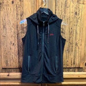 Kuhl Black Sleeveless Base Layer Shell Hoodie Vest 108846